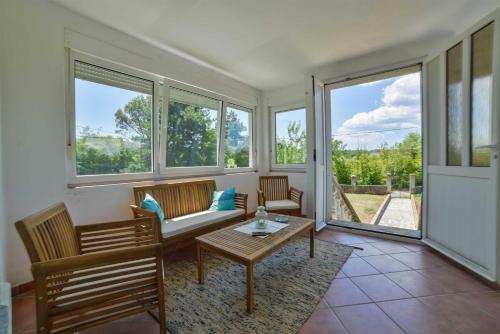 Apartment Villa Oliva With Private Swimming Pool