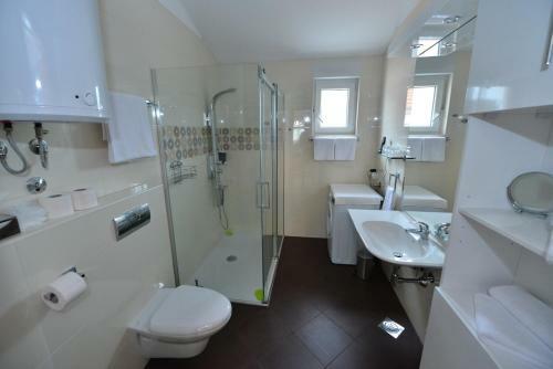 Hostal Apartmani Family