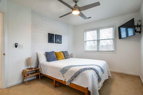Sunny Ridge - Hot Tub, Gym, Jacuzzi Tub, Game Room