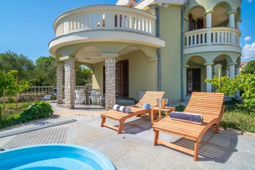 Villa Lusi House