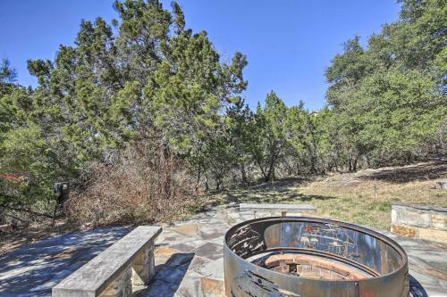 Waterfront Home 2 Decks With Canyon Lake Views