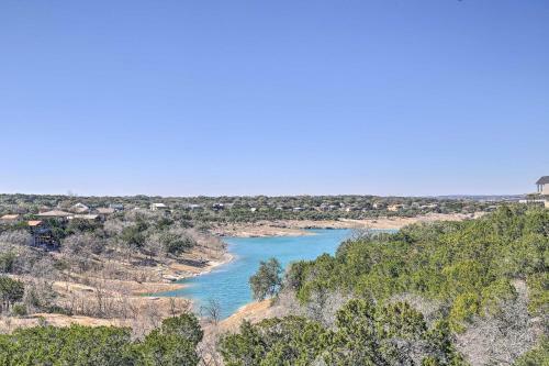 Waterfront Home 2 Decks With Canyon Lake Views