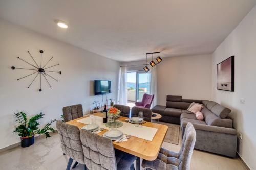 Luxury Apartments Melina