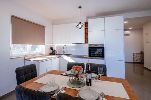 Luxury Apartments Melina