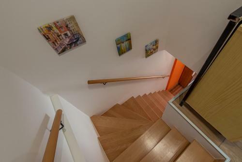 R&b Family Apartments