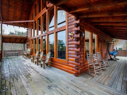 Copper Top - Stunning Views, Hot Tub, And Pool
