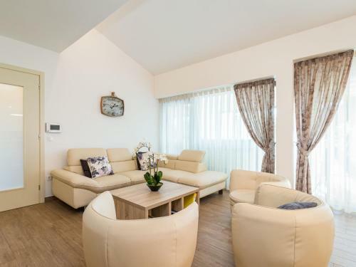 Holiday Home Villa Mala Halu