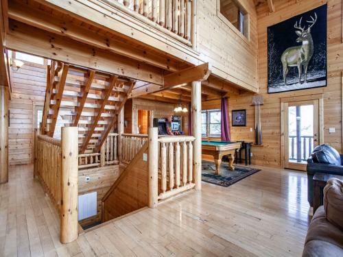 Million Dollar View - Hot Tub, Sauna, Shared Pool