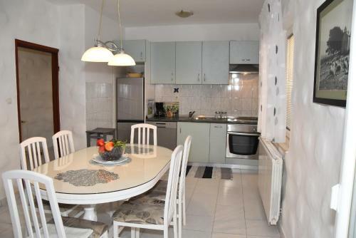 Apartamento Villa Kutija
