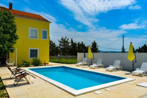 Apartamento Villa Kutija