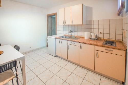 Apartments Garoful