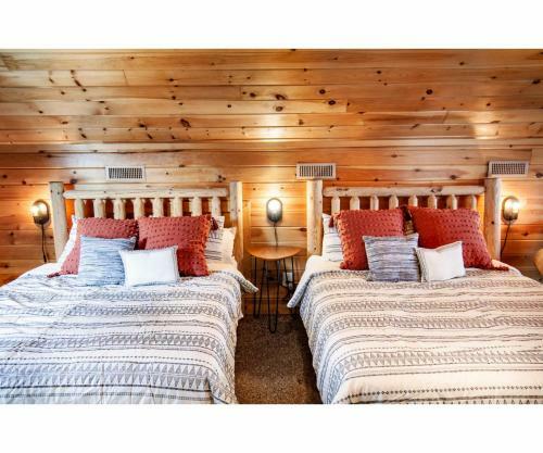 Moosehead Lodge - View, Community Pool, Game Room