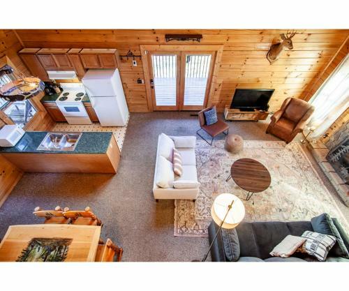 Moosehead Lodge - View, Community Pool, Game Room