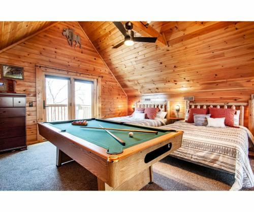 Moosehead Lodge - View, Community Pool, Game Room