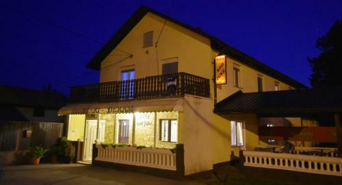 Hostal Guesthouse Juka
