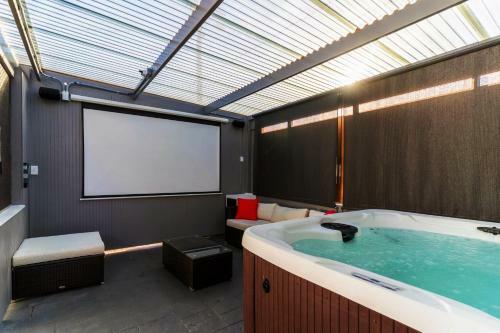 Apartamento Instagrammable Luxury Home With Hot Tub