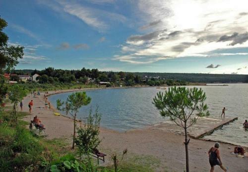 Apartments Tiho - Nice View