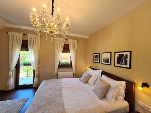 Hostal Zrinka House
