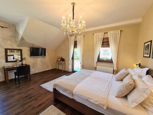 Hostal Zrinka House