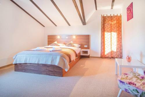 Hostal Black Queen Guesthouse