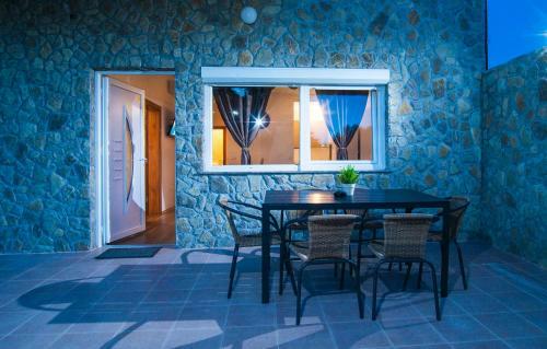 Hostal Black Queen Guesthouse