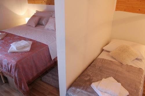 Hostal Neda Holiday House