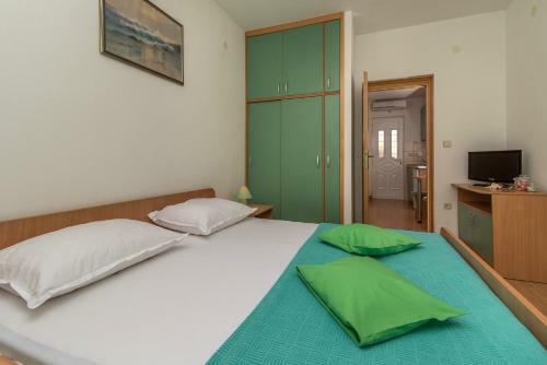 Apartments Ivana-gustirna