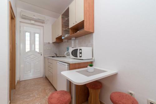 Apartments Ivana-gustirna