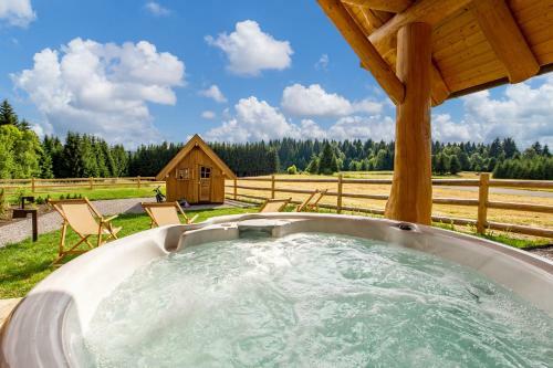 Divjake Log Home - Kraljica ?ume