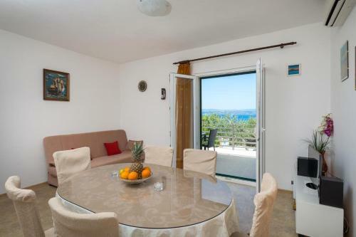 Holiday House With A Swimming Pool Rogac, Solta - 16444