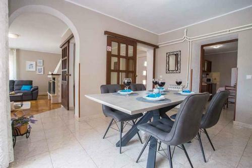 Holiday Home In Belavici/istrien 33649