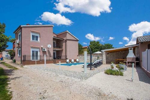 Holiday Home In Belavici/istrien 33649
