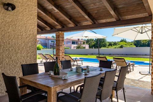 Villa Leticia