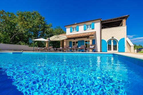 Villa Leticia