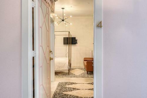 The Oleander Hotel Room Number 4
