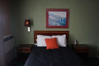 Bellevue Hotel And Suites