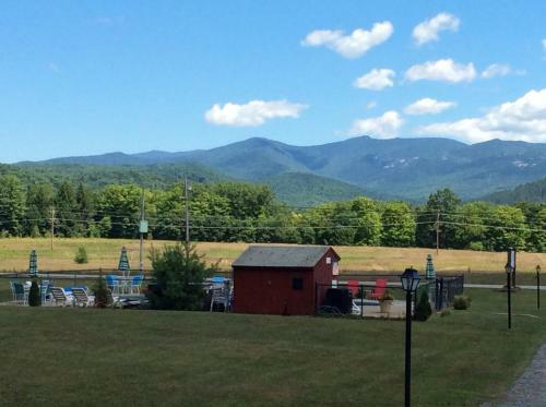 Valley Brook Cottages And Cabins