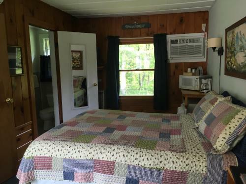Gilcrest Cottages And Motel
