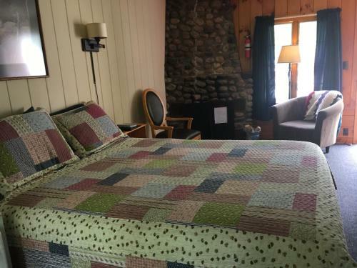 Gilcrest Cottages And Motel