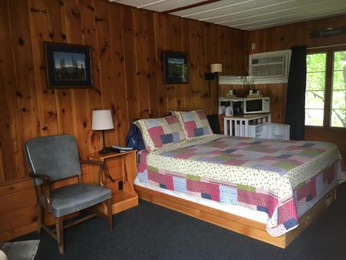 Gilcrest Cottages And Motel
