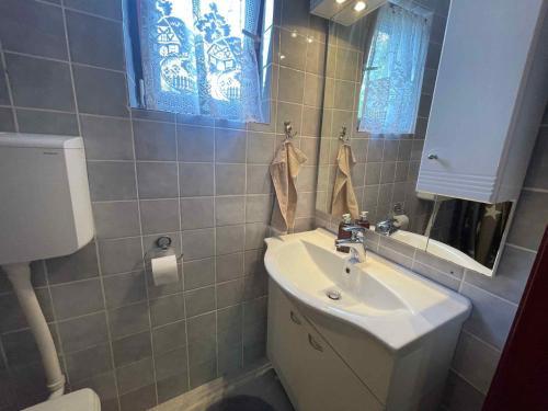 Holiday Home In Grizane 42243