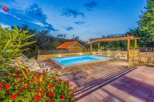 Holiday Home In Grizane 39484