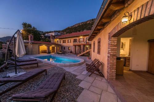 Villa Hacienda