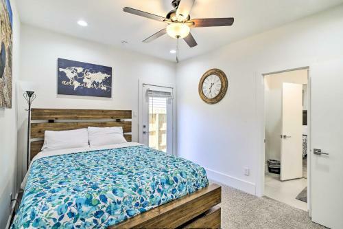 Stylish Home With Balcony About 2 Mi To Houston Zoo