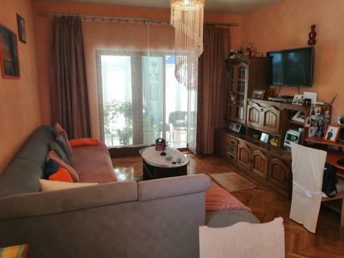 Apartments Mira