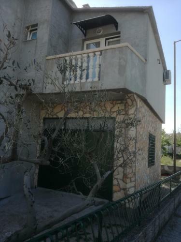 Apartments Mira