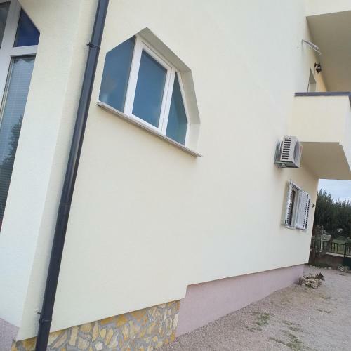 Apartments Mira