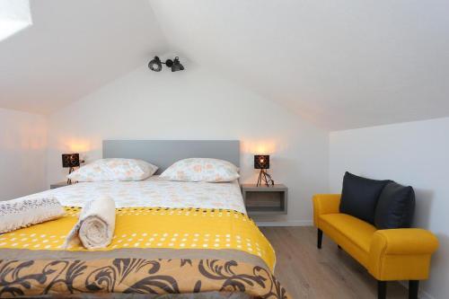 Apartments By The Sea Igrane, Makarska - 18405