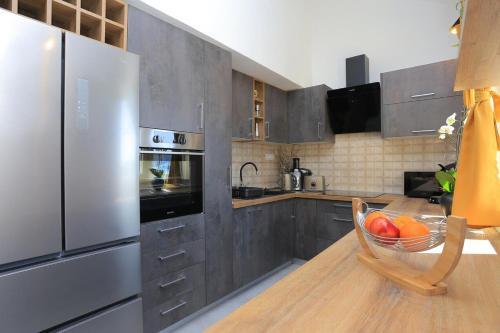 Apartments By The Sea Igrane, Makarska - 18405