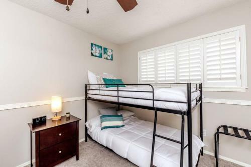 The Live Oak Place - 3br2ba - Centrally Located